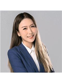 Leah Niu - RE/MAX Crest Realty