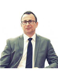 Derek Hulewicz - RE/MAX Real Estate (Edmonton)