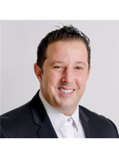 Robert Almeida - RE/MAX Crest Realty (Burnaby Kingsway)