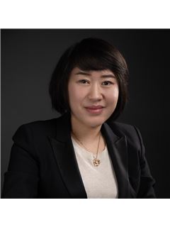Miranda Cui - RE/MAX Crest Realty