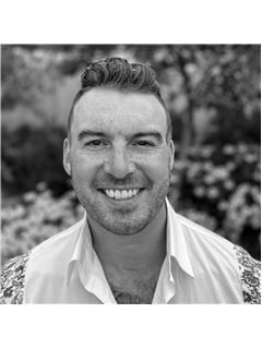 Jacob Johnson - RE/MAX Excellence