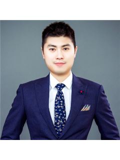 Cong Fu - RE/MAX Crest Realty