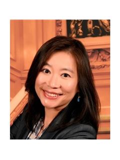 Fion Yung - RE/MAX Westcoast