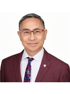 Henry So,  Personal Real Estate Corp. - RE/MAX Crest Realty