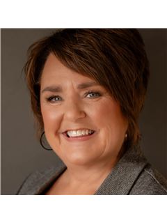Marilyn Eyre - RE/MAX First