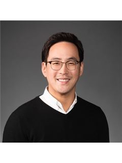 Bernie Chu - RE/MAX Elite (Windermere)