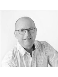 Dale B. Throndson - RE/MAX Elite (Windermere)