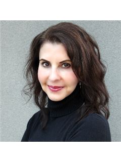 Rebekka Cates - RE/MAX City Realty
