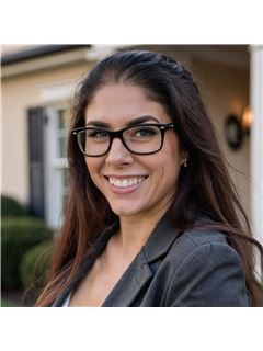 Chelsea Johnston - RE/MAX Performance Realty