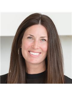Caitlin Duffus - RE/MAX City Realty