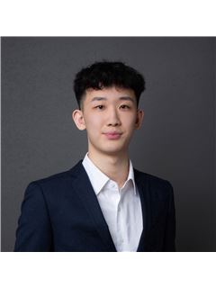 Matthew Huang - RE/MAX Westcoast