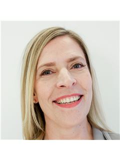 Clare S. Arnold - RE/MAX Masters Realty