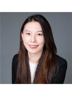Susie Tang - RE/MAX Crest Realty