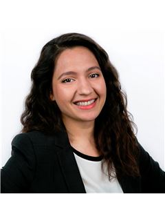 Humaira Naikyar - RE/MAX Excellence