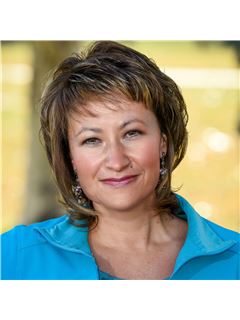 Angie Ewanchuk - RE/MAX Excellence