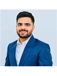 Gagan Deep Watts - RE/MAX Performance Realty