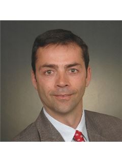 Steve W Flynn - RE/MAX Crest Realty (Burnaby Kingsway)