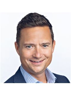 Scott D. Moe - RE/MAX Treeland Realty
