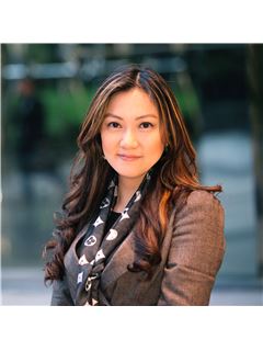 Davina Tang - RE/MAX Westcoast