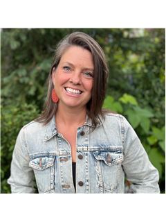 Kerri McCrady - RE/MAX Elk Valley Realty