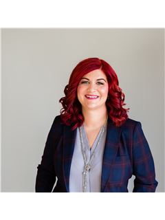 Trina Hodges - RE/MAX Excellence
