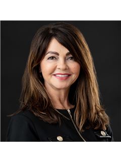 Sandi Kehler - RE/MAX Performance Realty