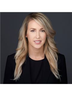 Joleen Bertsch - RE/MAX Excellence
