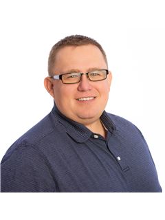 Maciej Komuniecki - RE/MAX Vernon