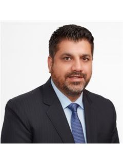Ravi Thakur - RE/MAX Excellence