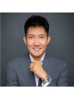 Enan Xiang - RE/MAX Masters Realty