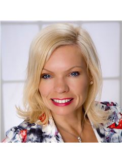 Sharon C. Ryan - RE/MAX Elite (Windermere)