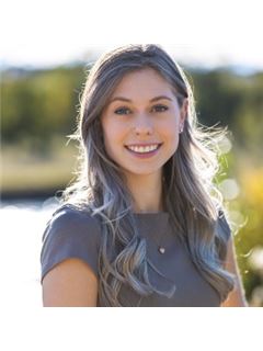 Caitlin Westendorff - RE/MAX Excellence
