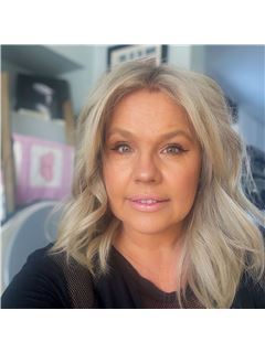 Partner - Arlene Merrill - RE/MAX River City