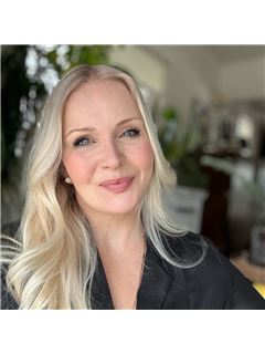 Tina K. Fournier - RE/MAX Real Estate (Edmonton)