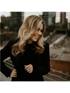 Zoe Mariah Saraceni - RE/MAX First