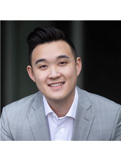Melvin Chan - RE/MAX Crest Realty