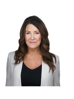 Loretta Oswald - RE/MAX Elite (North)