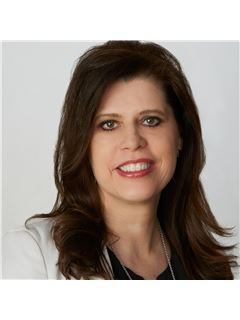 Phyllis Nichyporuk - RE/MAX River City