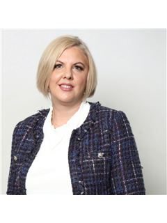 Eva Borsai-Bokor - RE/MAX Excellence