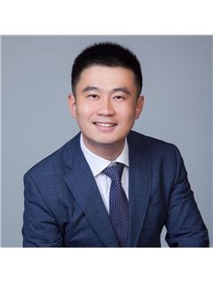 Allan Liu - RE/MAX Crest Realty