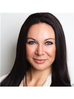 Angela Els - RE/MAX First