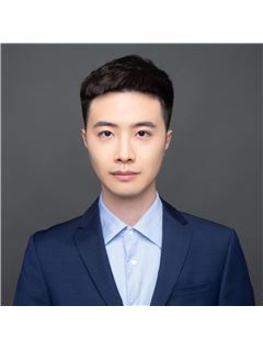 Jimmy Yang - RE/MAX Crest Realty