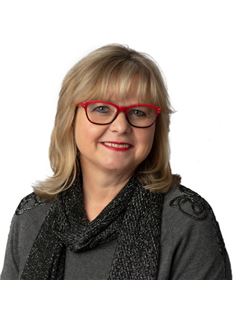 Beate Schmidt - RE/MAX Vernon