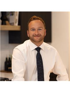 Jordan Hunt - RE/MAX River City