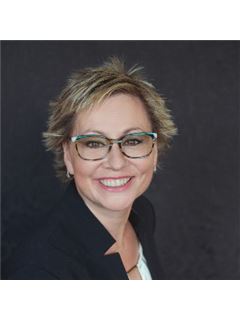 Marnie Campbell - RE/MAX First