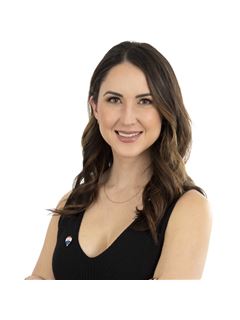 Broker/Owner - Michelle Girard - RE/MAX Vernon