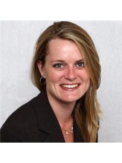 Jacqueline Ulch - RE/MAX First