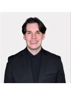 Bennett Geldart - RE/MAX Excellence