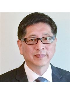 Caan Chen - RE/MAX Crest Realty