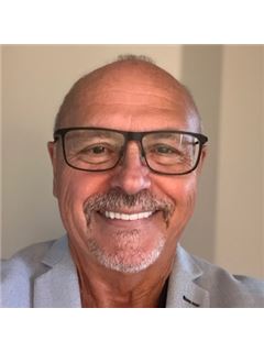 Edward M. Zabinski - RE/MAX Excellence